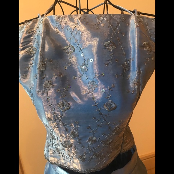 Roberta crop top and skirt - Picture 4 of 6